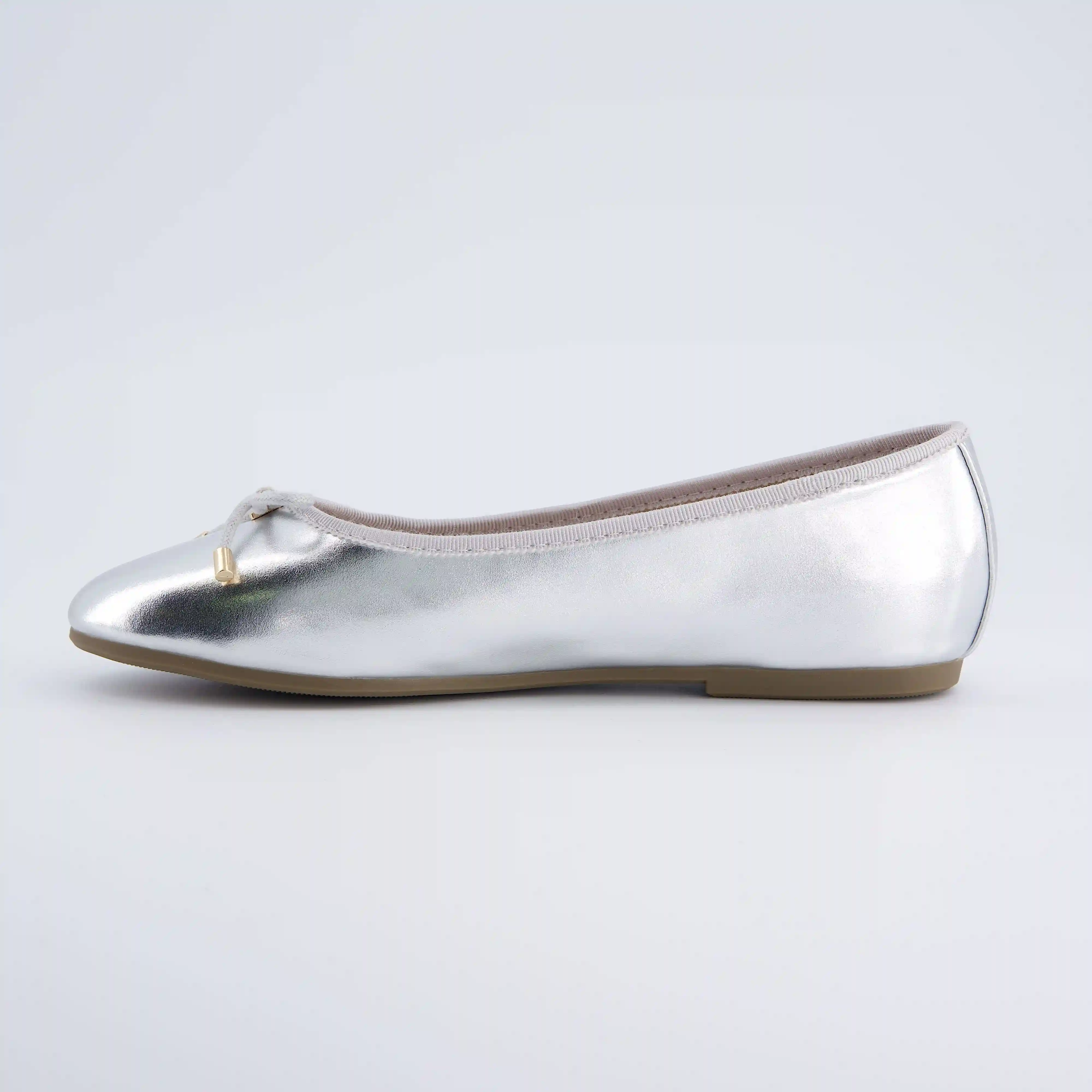 Alternative view of Dove Ballet Flat