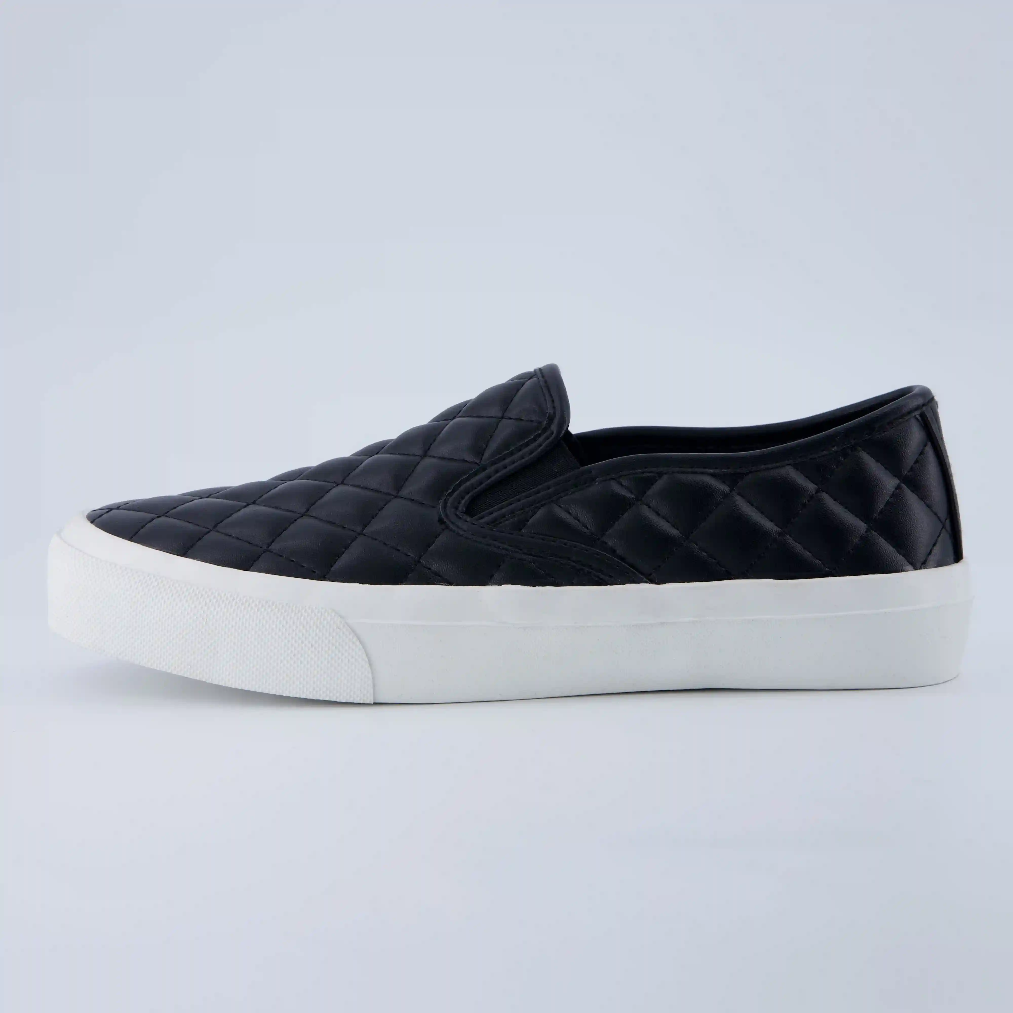 Faze Slip-On Sneaker