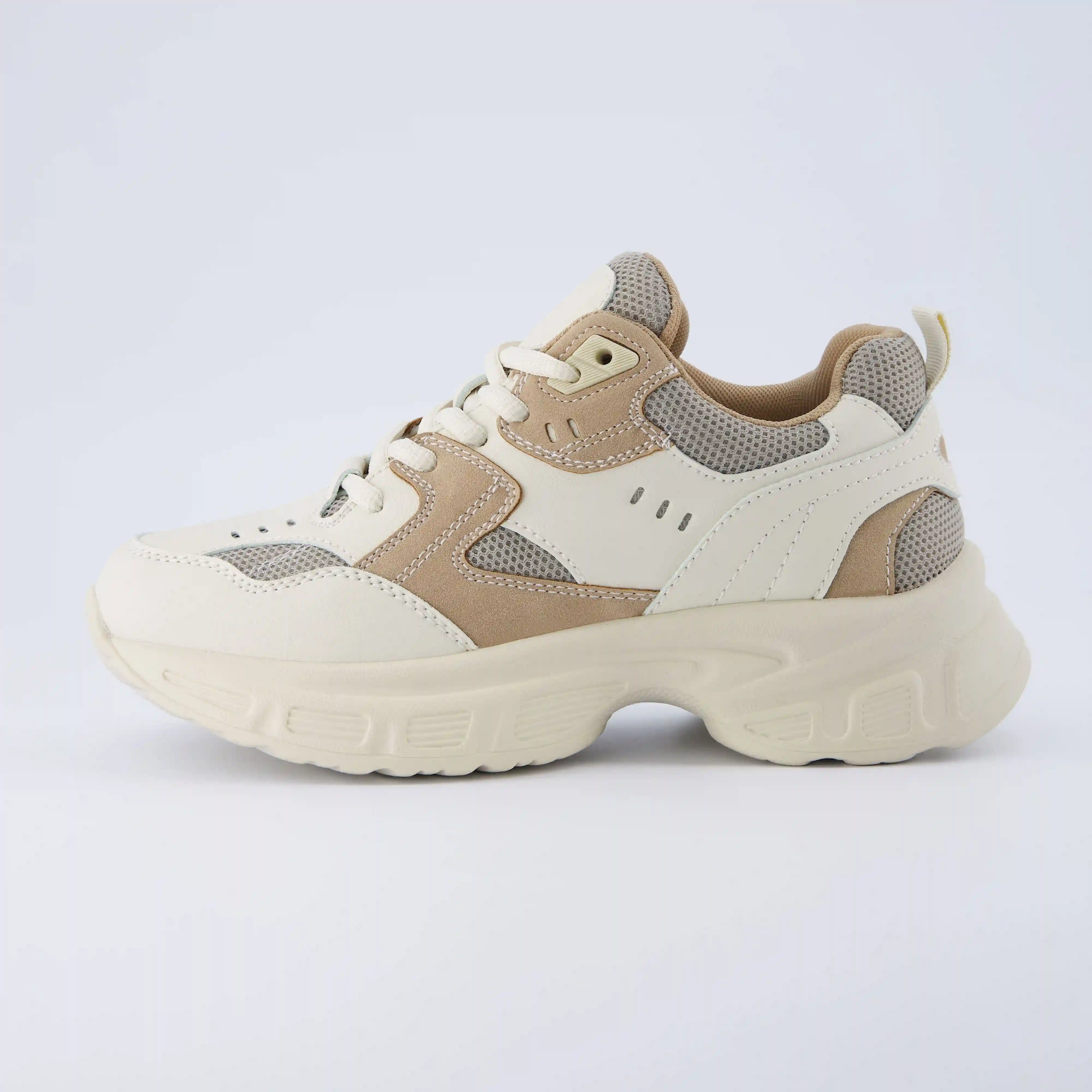 Strike Chunky Sneaker